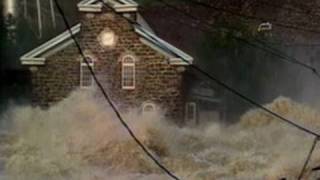 30 Foot Flood Washes Away Houses [upl. by Ahsi302]